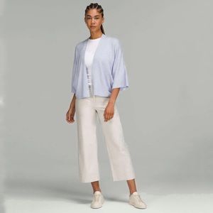 Lululemon Boxy Cashlu Knit Wrap in 
Heathered Pastel Blue 2022 size S